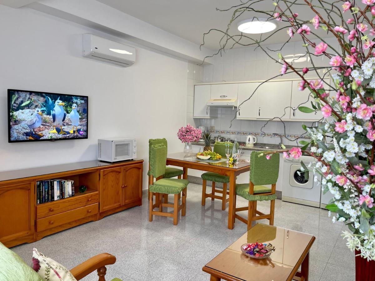 Emycanarias Holiday Homes Vecindario מראה חיצוני תמונה