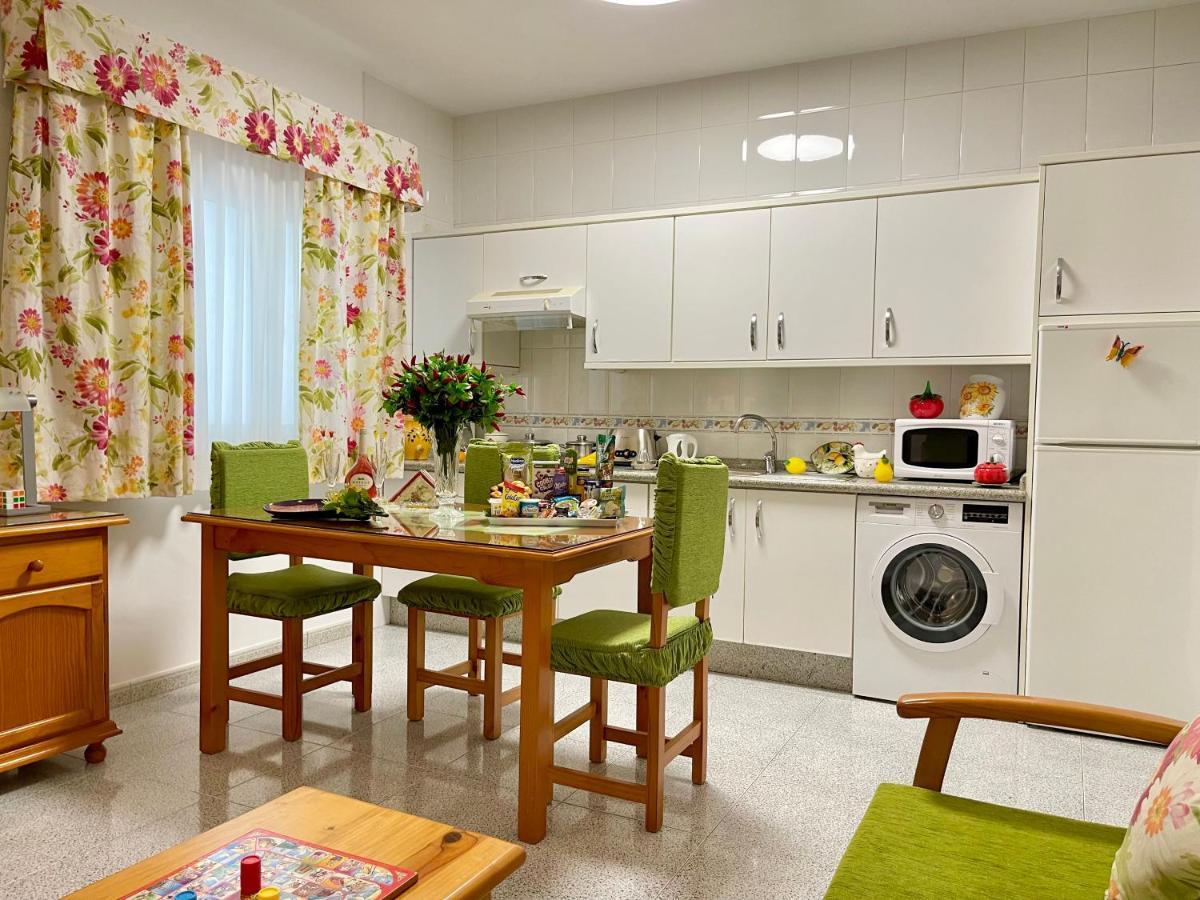 Emycanarias Holiday Homes Vecindario מראה חיצוני תמונה