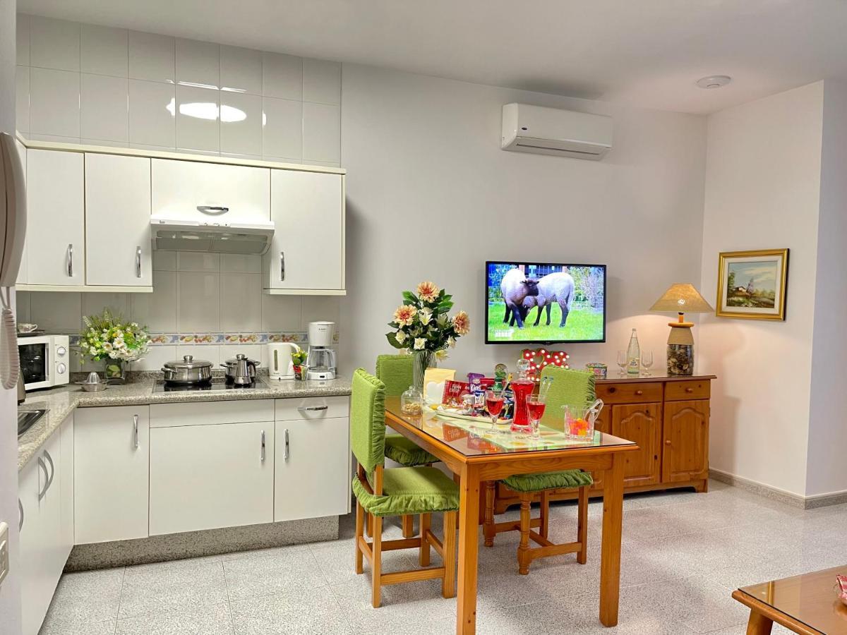 Emycanarias Holiday Homes Vecindario מראה חיצוני תמונה