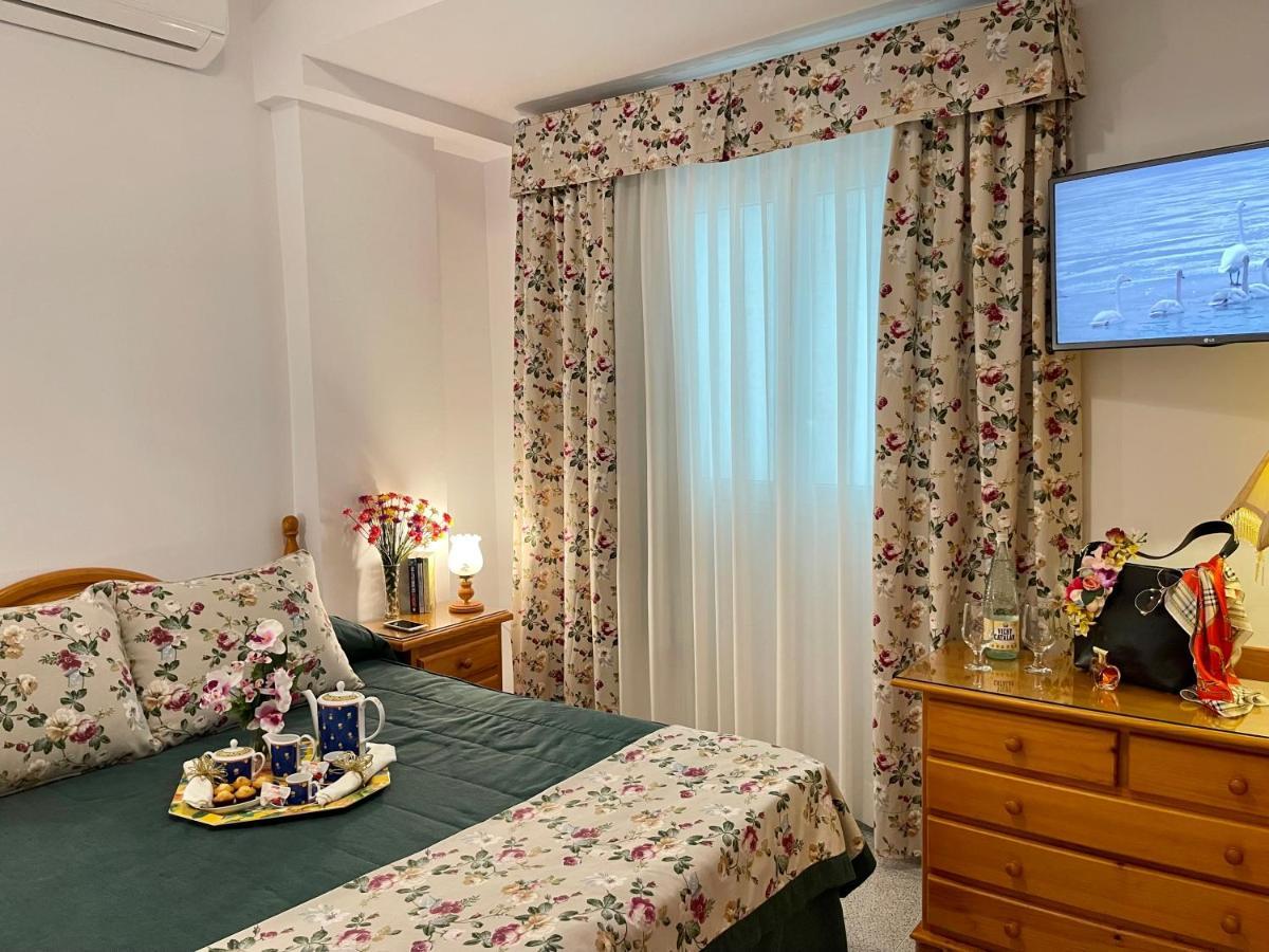 Emycanarias Holiday Homes Vecindario מראה חיצוני תמונה